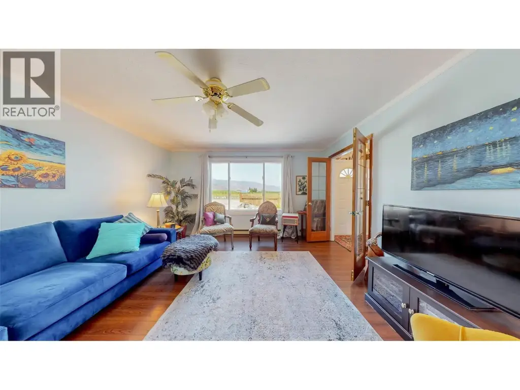 8901 92nd Avenue, Osoyoos